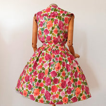 Charger l'image dans la galerie, 1950s 1960s - Stunning Abstract Floral Cotton Dress - W31.5 (80cm)