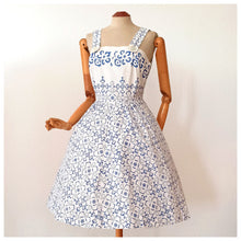 Charger l'image dans la galerie, 1950s - Gorgeous Straps Buttons Cotton Dress - W27.5 (70cm)