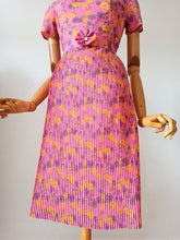 Charger l'image dans la galerie, 1960s - Adorable Pink Floral Dress - W27 (68cm)