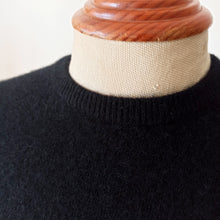 Charger l'image dans la galerie, 1950s - PRINGLE, Scotland - Black Pure Cashmere Jumper - Sz. 34