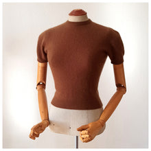 Charger l'image dans la galerie, 1950s - PRINGLE, Scotland - Gorgeous Brown Pure Cashmere Jumper - Sz. 36