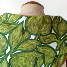 Charger l'image dans la galerie, 1950s - Stunning Abstract Green Cotton Linen Dress - W28.5 (72cm)