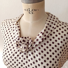 Laden Sie das Bild in den Galerie-Viewer, 1960s - LUTZ TEUTLOFF, Berlin - Designer Exquisite Jacket Set - W38 (96cm)