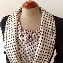 Laden Sie das Bild in den Galerie-Viewer, 1960s - LUTZ TEUTLOFF, Berlin - Designer Exquisite Jacket Set - W38 (96cm)