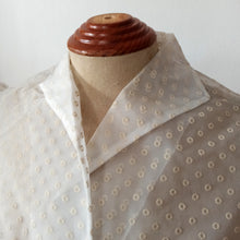 Cargar imagen en el visor de la galería, 1940s 1950s - Luxurious Nylon Velvet Balloon Sleeves Blouse - W29 (74cm)