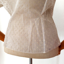 Cargar imagen en el visor de la galería, 1940s 1950s - Luxurious Nylon Velvet Balloon Sleeves Blouse - W29 (74cm)