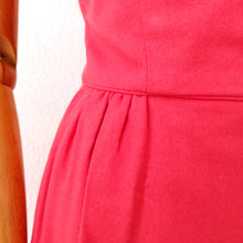 Load image into Gallery viewer, 1950s - Elegant Pink Wool Pencil Dress - W25 (64cm)