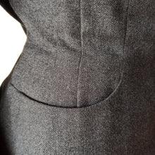 Load image into Gallery viewer, 1940s - ALEXON, UK - Elegant Grey Wool New Look Jacket - W30 (76cm)
