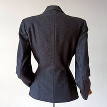 Load image into Gallery viewer, 1940s - ALEXON, UK - Elegant Grey Wool New Look Jacket - W30 (76cm)