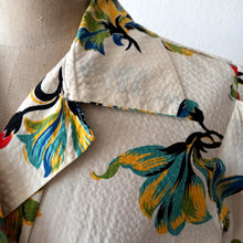 Charger l'image dans la galerie, 1940s - Spectacular German Seersucker Cotton House Dress - W28 (72cm)