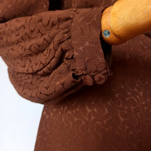 Load image into Gallery viewer, 1930s 1940s - Elegant Brown Rayon Silk Lucite Buckle Duster