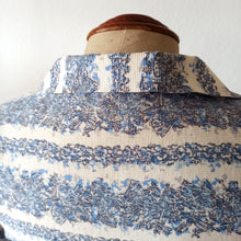 Charger l'image dans la galerie, 1950s -Gorgeous Novelty Print Cotton Dress - W31 (80cm)