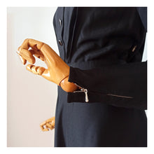 Carica l'immagine nel visualizzatore di Gallery, 1940s - Superb German Black Textured Gab Rayon Dress - W33 (84cm)