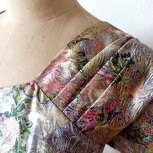 Charger l'image dans la galerie, 1950s - Stunning Floral Silky Cotton Dress - W34 (86cm)