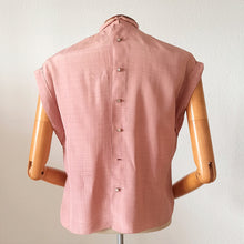 Charger l'image dans la galerie, 1950s - Adorable Antique Pink Rayon Blouse - W37 (94cm)