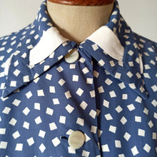 Charger l'image dans la galerie, 1950s - Adorable Sage Blue Rayon Blouse Jacket