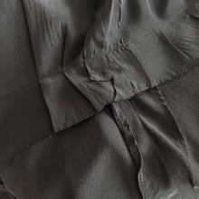 Cargar imagen en el visor de la galería, 1940s - Exquisite Couture Black Silk Crepe Jacket - W30 (76cm)