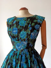 Charger l'image dans la galerie, 1950s 1960s - Stunning Roseprint Organza Dress - W25 (64cm)