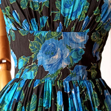 Charger l'image dans la galerie, 1950s 1960s - Stunning Roseprint Organza Dress - W25 (64cm)