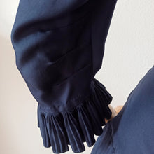 Carica l'immagine nel visualizzatore di Gallery, 1940s - Elegant Midnight Blue Satin Silk Dress - W28.5 (72cm)