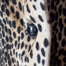 Charger l'image dans la galerie, 1950s - ZANZIBAR - LA FRANCE - Stunning Cheetah Faux Coat