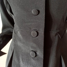 Cargar imagen en el visor de la galería, 1940s - Exquisite Couture Black Silk Crepe Jacket - W30 (76cm)