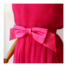 Carica l'immagine nel visualizzatore di Gallery, 1960s - MISS ELLIET, California - Stunning Pink Cocktail Dress - W24 (60cm)