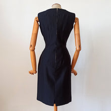 Charger l'image dans la galerie, 1960s - Gorgeous Black Wool Cotton Lace Dress - W28.5 (72cm)