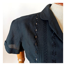 Charger l'image dans la galerie, 1950s - Gorgeous Black Embroidery Cotton Blouse - W32 (82cm)