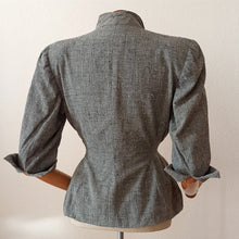 Cargar imagen en el visor de la galería, 1940s - Outstanding Atomic Fleck New Look Jacket - W28.5 (72cm)