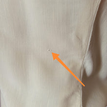 Cargar imagen en el visor de la galería, 1940s - Ultragorgeous Embroidery Vanilla Rayon Blouse - W31 (78cm)