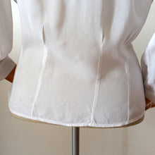 Cargar imagen en el visor de la galería, 1940s - Exquisite White Rayon Silk Blouse - W41 (104cm)