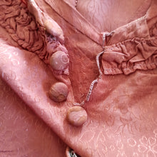 Cargar imagen en el visor de la galería, 1930s - Exquisite Pale Copper Dress - W29 (74cm)