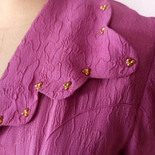 Cargar imagen en el visor de la galería, 1940s - Gorgeous Pink Textured Crepe Dress - W28 (72cm)