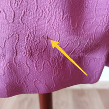 Cargar imagen en el visor de la galería, 1940s - Gorgeous Pink Textured Crepe Dress - W28 (72cm)