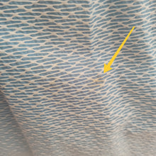 Charger l'image dans la galerie, 1950s - Adorable Blue White Textured Dress - W27 (68cm)