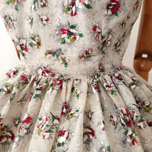 Load image into Gallery viewer, 1950s - Adorable Christmas Colors Nylon Dress - W24 (60cm)