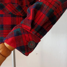 Charger l'image dans la galerie, 1940s 1950s - BOBBIE BROOKS, USA - Shoulder Pads Wool Plaid Jacket - W32 (82cm)