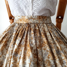 Charger l'image dans la galerie, 1950s 1960s - Gorgeous Winter Forest Print Cotton Skirt - W26/27 (66/70cm)