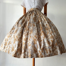 Charger l'image dans la galerie, 1950s 1960s - Gorgeous Winter Forest Print Cotton Skirt - W26/27 (66/70cm)