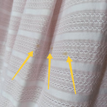 Charger l'image dans la galerie, 1950s 1960s - Sweet Pink Textured Cotton Dress - W27 (68cm)