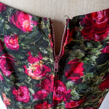 Charger l'image dans la galerie, 1950s 1960s - Amazing Roseprint Satin Dress - W26 (66cm)