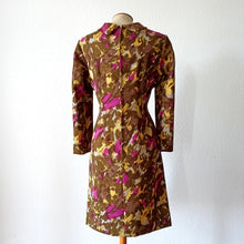 Load image into Gallery viewer, 1960s - Fabulous Abstract Wool Dress - W32 (82cm)