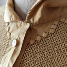 Charger l'image dans la galerie, 1950s - Delicious Embroidery Mustard Silk Blouse