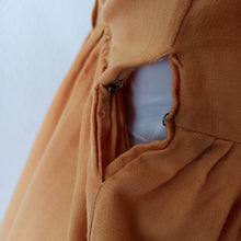 Cargar imagen en el visor de la galería, 1950s - Adorable Butter Cream Soft Wool Dress - W32 (81cm)