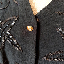 Cargar imagen en el visor de la galería, 1940s - Stunning Black Beaded Silk Crepe Dress - W31 (82cm)
