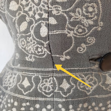 Carica l'immagine nel visualizzatore di Gallery, 1940s 1950s - SUZANNE JESSEL, France - Fabulous New Look Jacket - W29 (74cm)