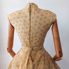 Charger l'image dans la galerie, 1940s 1950s - Stunning Butter Cream Organza Dress - W27 (68cm)