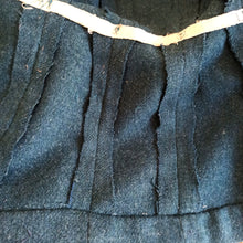 Cargar imagen en el visor de la galería, 1940s - Fabulous Petrol Wool Jacket Cape Set - W27 (68cm)