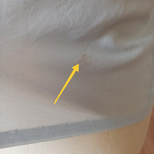 Charger l'image dans la galerie, 1950s 1960s - SWITZERLAND - Adorable Embroidery Smoked Cotton Blouse